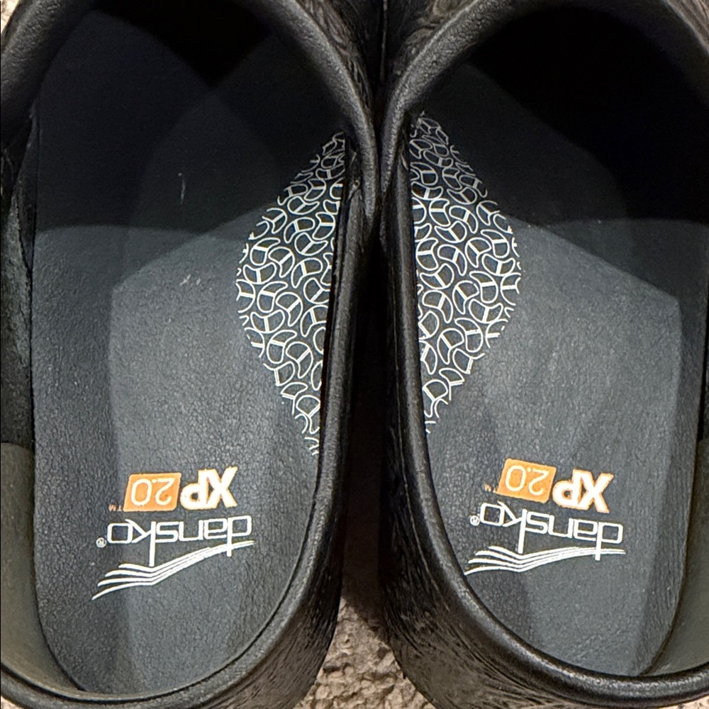 Dansko XP2.0 Black Embossed woman’s Loafers - Picture 6 of 8